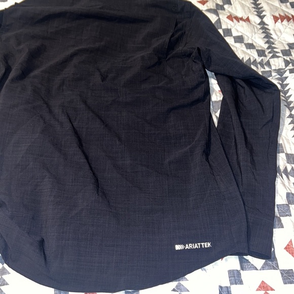 Ariat shirt - Picture 4 of 4